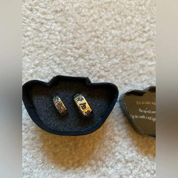 Vintage Rare Tim Burton The Corpses Bride collector wedding ring set. - Picture 6 of 15